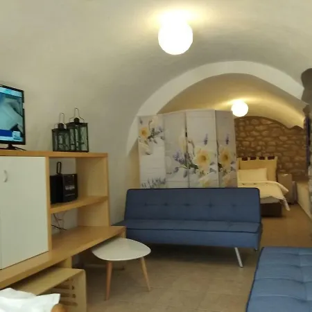 Diros Tower Apartment Pyrgos Dirou